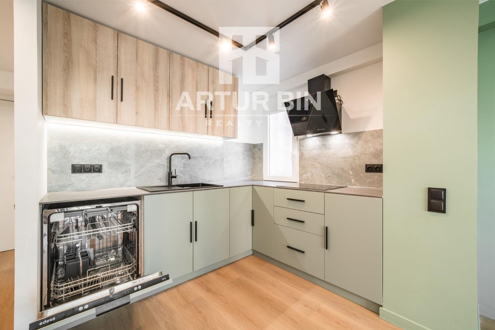 3 sovrum Lägenhet till salu i Valencia stad - 290 000 € (Ref: 10157995)