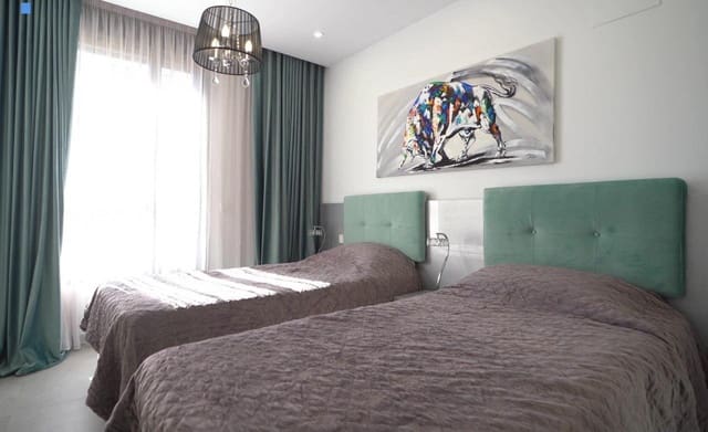 4 soveværelse Lejlighed til salg i La Villajoyosa / Vila Joiosa med swimmingpool - € 520.000 (Ref: 10161548)