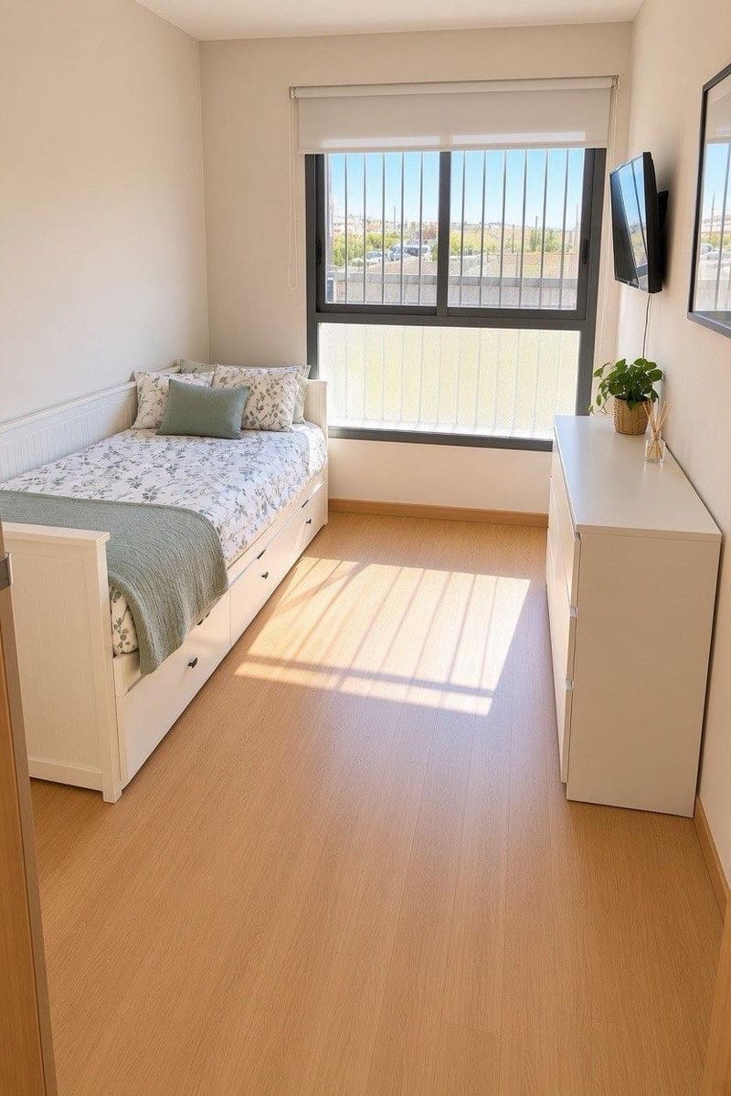 4 slaapkamer Flat te koop in La Pobla de Vallbona met zwembad garage - € 255.000 (Ref: 10161550)