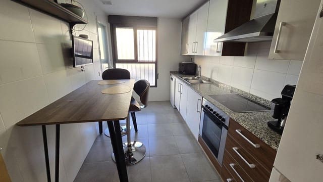 4 slaapkamer Flat te koop in La Pobla de Vallbona met zwembad garage - € 255.000 (Ref: 10161550)