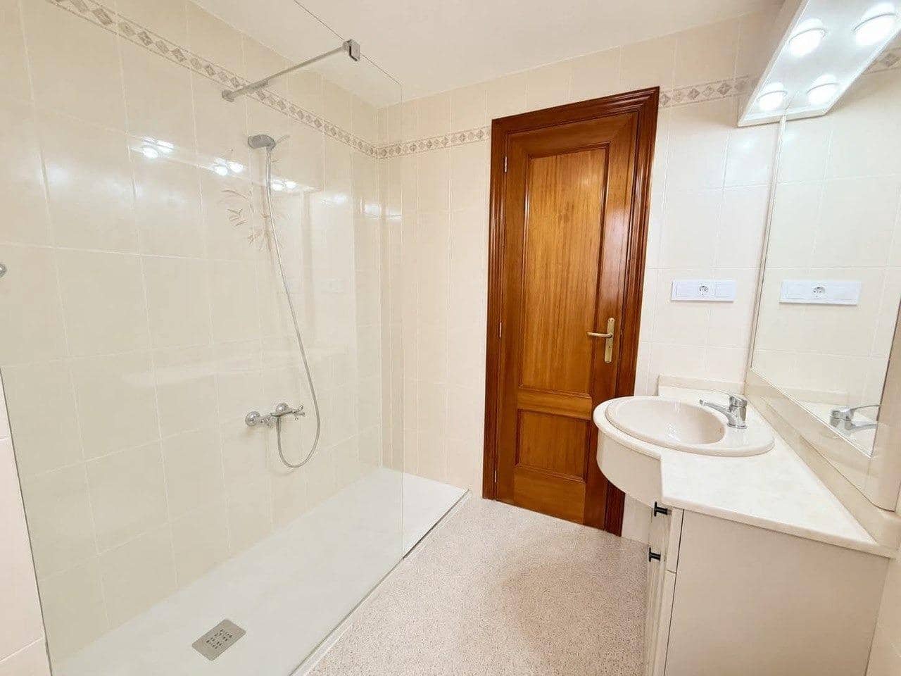 3 chambre Appartement à vendre à L'Eliana avec piscine - 419 000 € (Ref: 10161551)