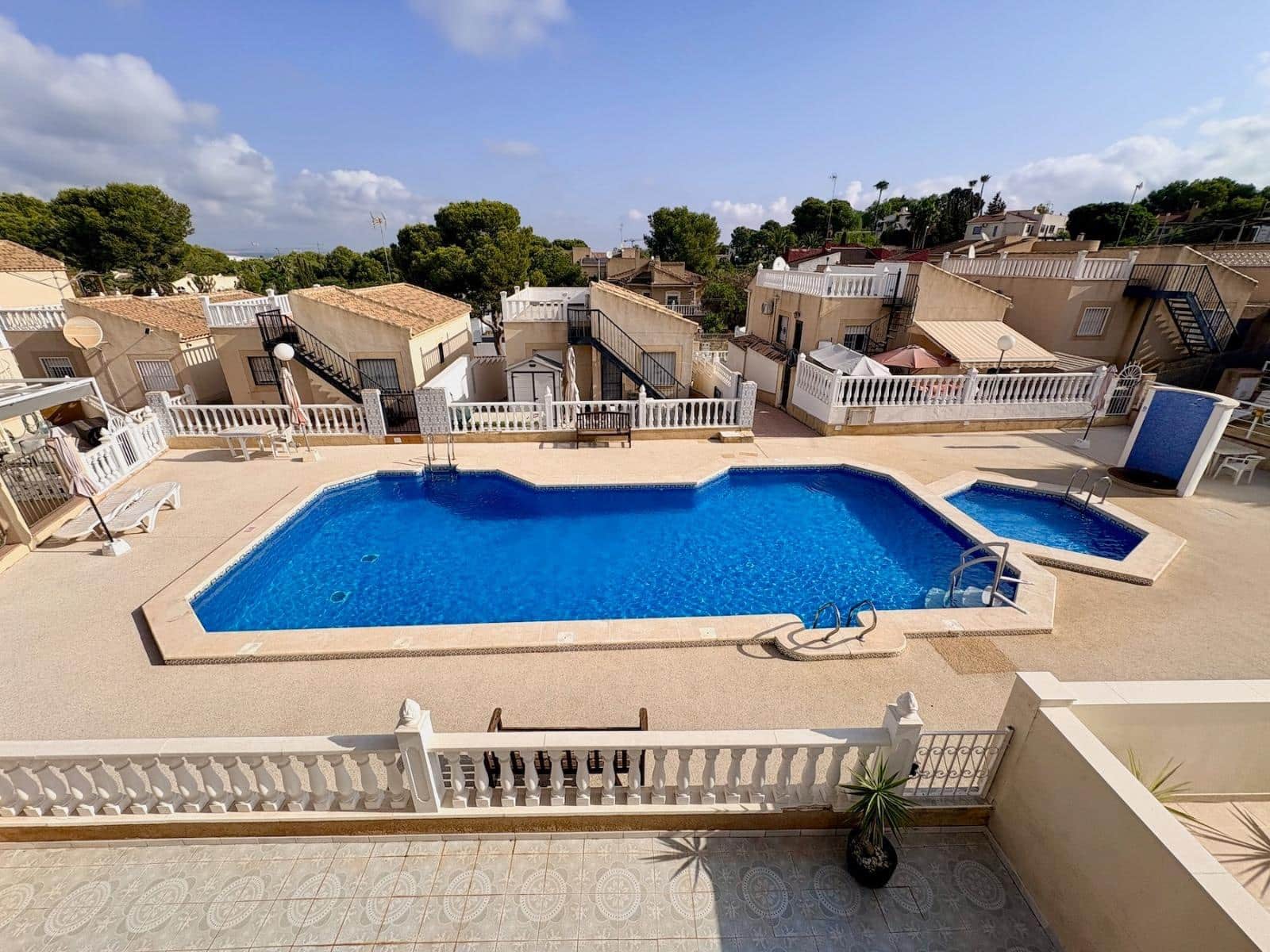 4 bedroom Villa for sale in Orihuela with pool garage - € 260,000 (Ref: 10161552)