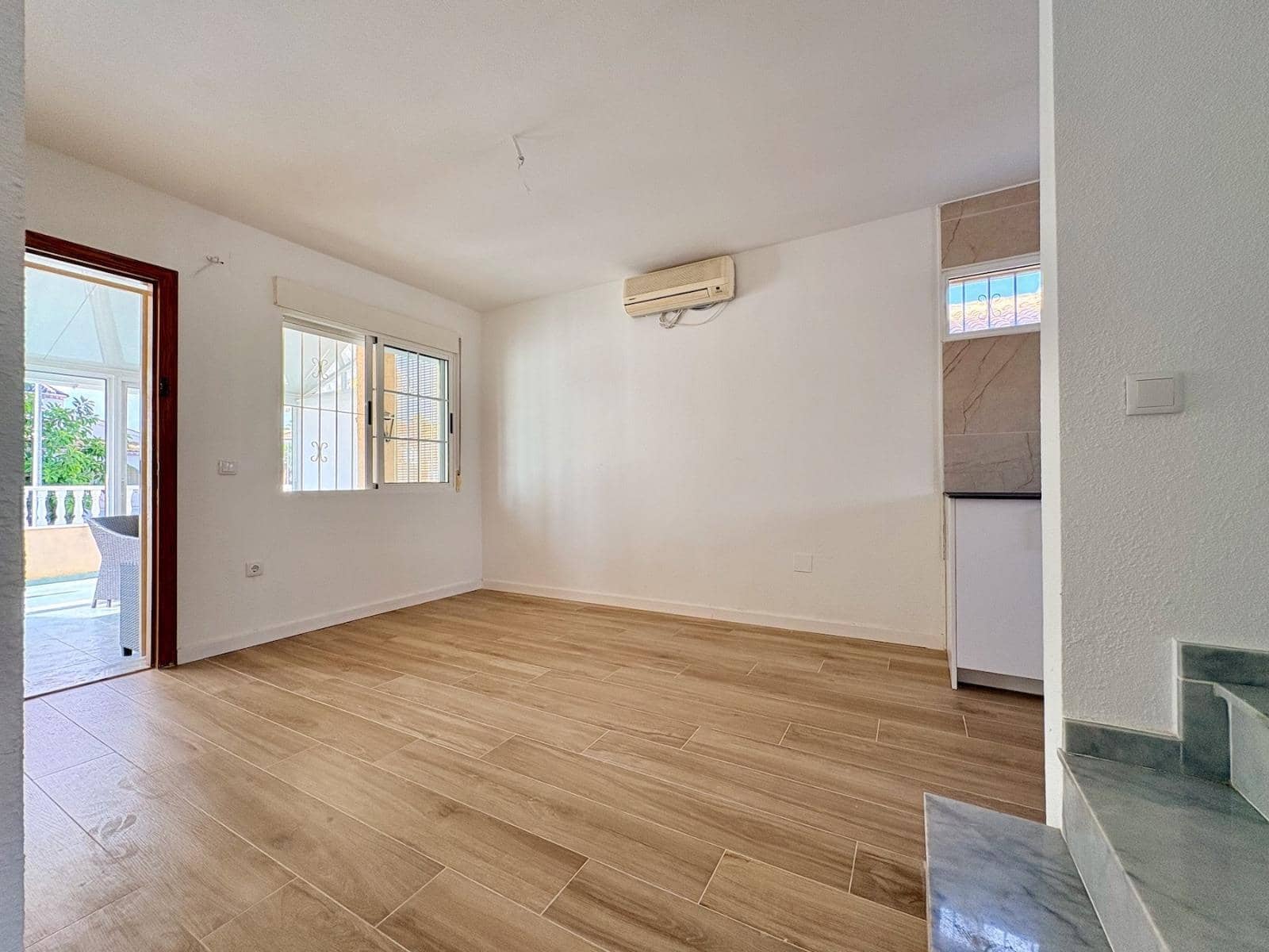 4 bedroom Villa for sale in Orihuela with pool garage - € 260,000 (Ref: 10161552)