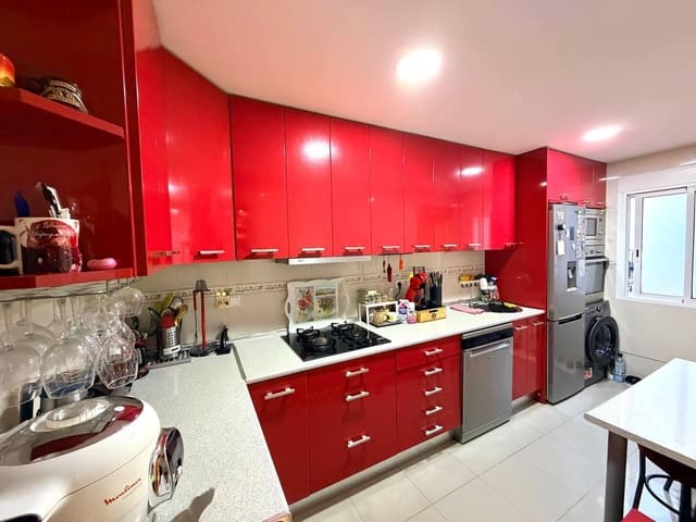 3 sovrum Lägenhet till salu i Carolinas Altas, Alicante stad - 189 000 € (Ref: 10166730)