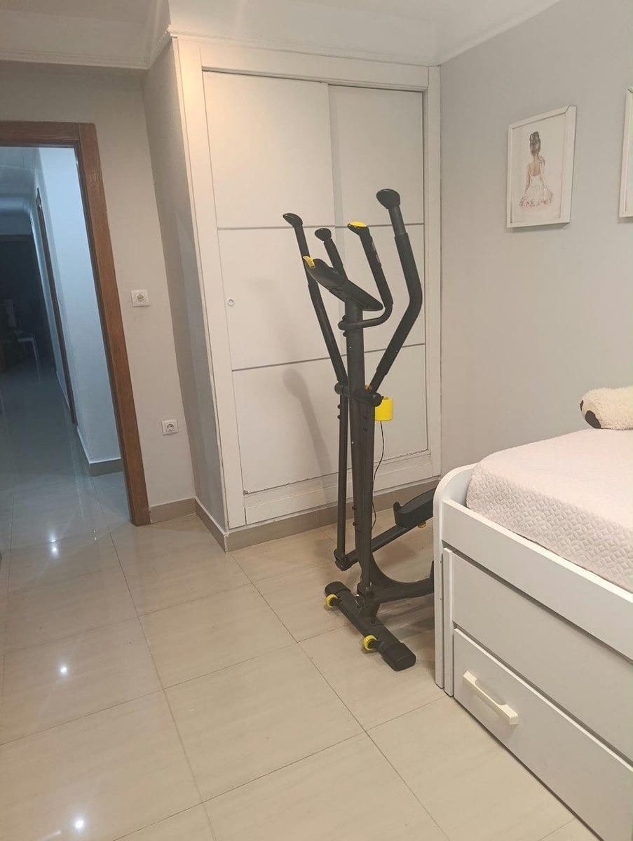 Piso de 3 habitaciones en Paterna en venta - 219.000 € (Ref: 10171748)