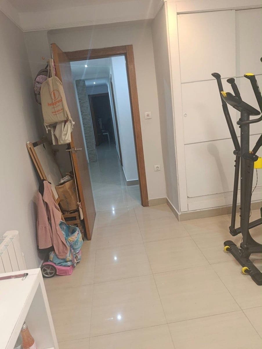 Piso de 3 habitaciones en Paterna en venta - 219.000 € (Ref: 10171748)
