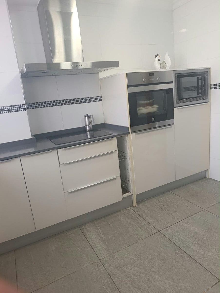 Piso de 3 habitaciones en Paterna en venta - 219.000 € (Ref: 10171748)
