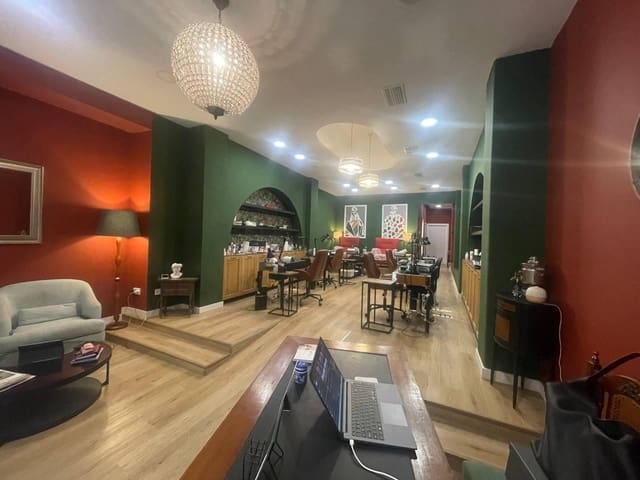 1 soveværelse Virksomhed til leje i La Gran Via, Valencia by - € 1.400 (Ref: 10171750)
