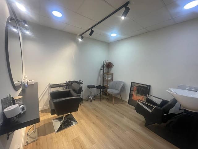 1 soveværelse Virksomhed til leje i La Gran Via, Valencia by - € 1.400 (Ref: 10171750)