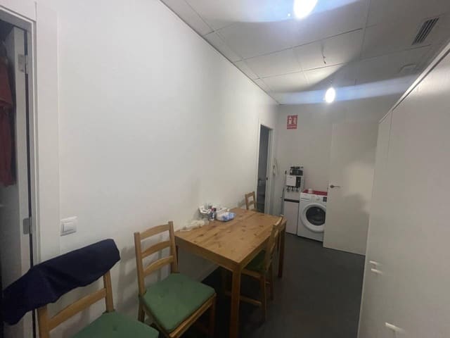 1 soveværelse Virksomhed til leje i La Gran Via, Valencia by - € 1.400 (Ref: 10171750)