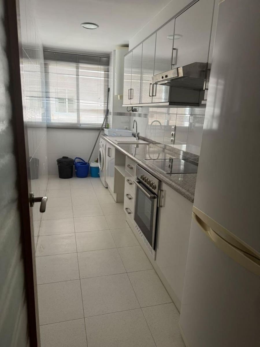 2 soverom Leilighet til salgs i Gandia med svømmebasseng garasje - € 250 000 (Ref: 10174016)