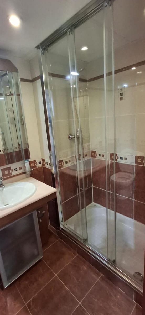 Piso de 3 habitaciones en Gandia en venta con garaje - 294.000 € (Ref: 10177218)