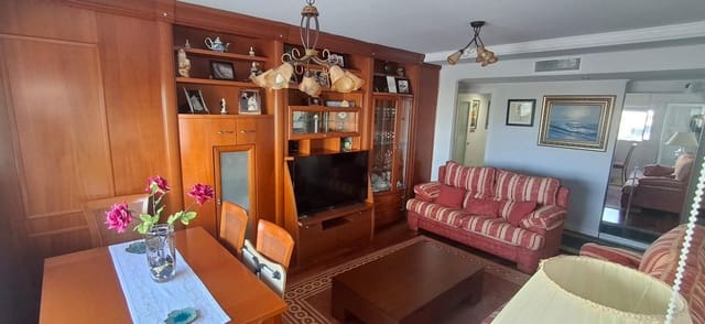 Piso de 3 habitaciones en Gandia en venta con garaje - 294.000 € (Ref: 10177218)