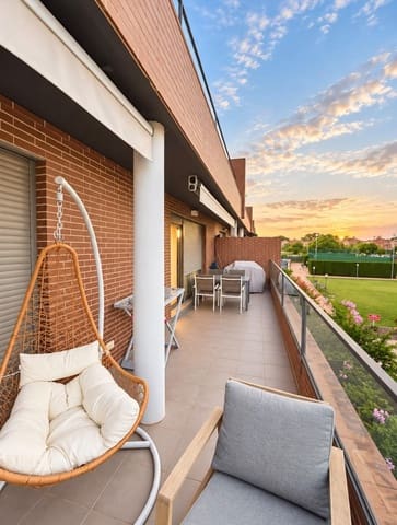 Piso de 3 habitaciones en San Antonio de Benagéber en venta con piscina garaje - 397.000 € (Ref: 10177219)