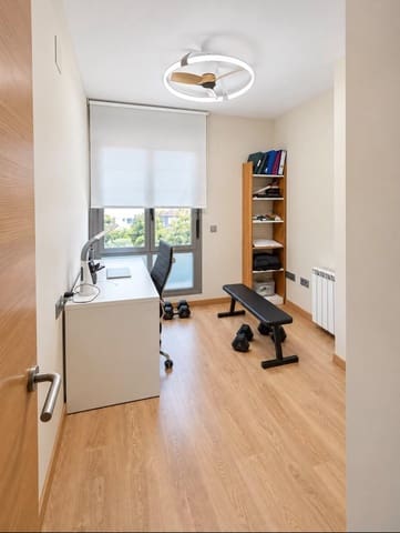 Piso de 3 habitaciones en San Antonio de Benagéber en venta con piscina garaje - 397.000 € (Ref: 10177219)