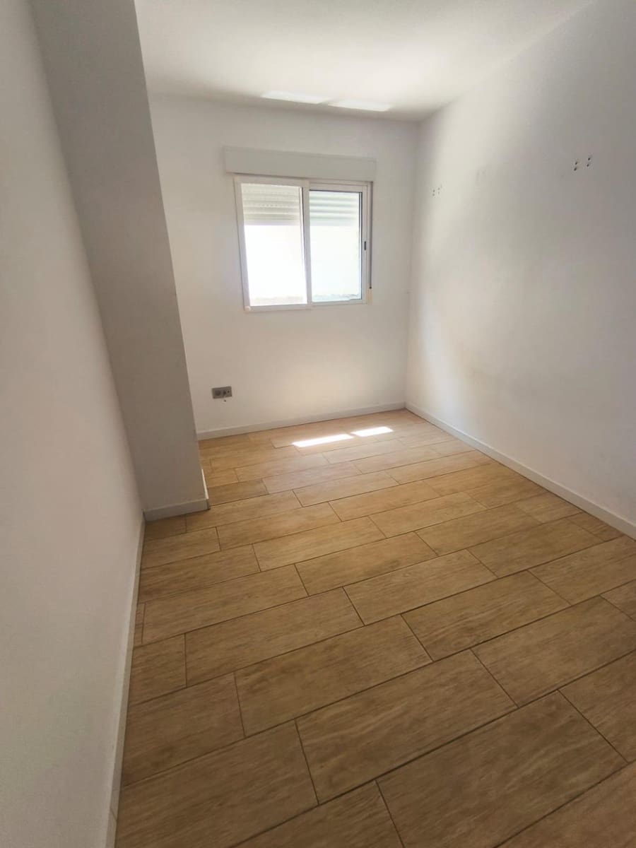 3 bedroom Flat for sale in Aldaia - € 199,000 (Ref: 10177220)