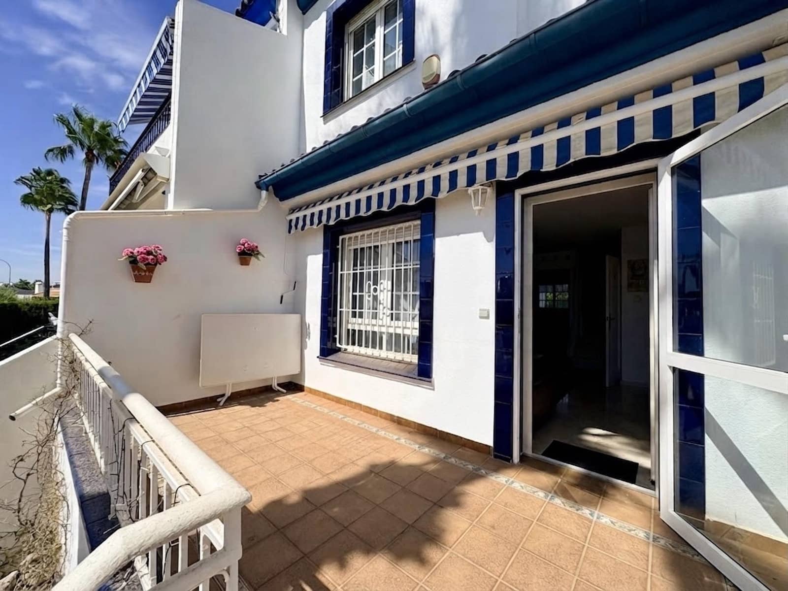2 soverom Rekkehus til salgs i Campoamor med svømmebasseng - € 290 000 (Ref: 10177222)