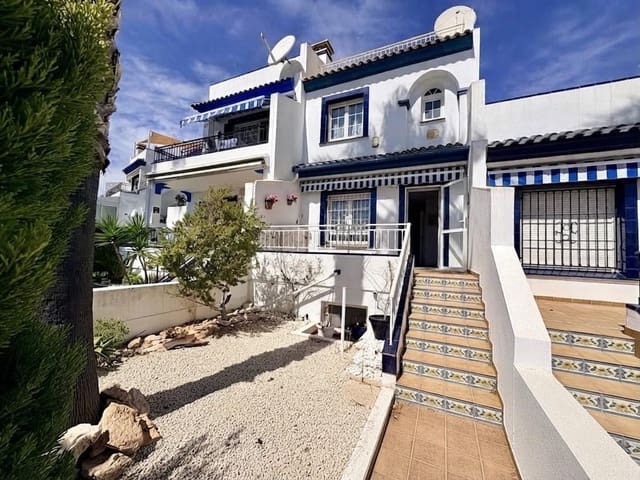 2 soverom Rekkehus til salgs i Campoamor, Orihuela med svømmebasseng - € 290 000 (Ref: 10177222)