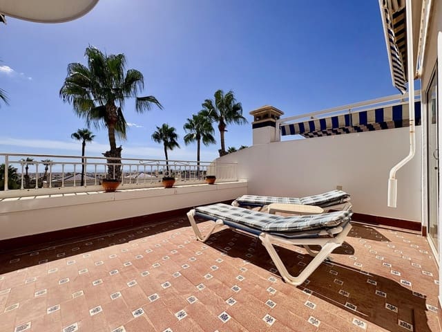 2 soverom Rekkehus til salgs i Campoamor, Orihuela med svømmebasseng - € 290 000 (Ref: 10177222)