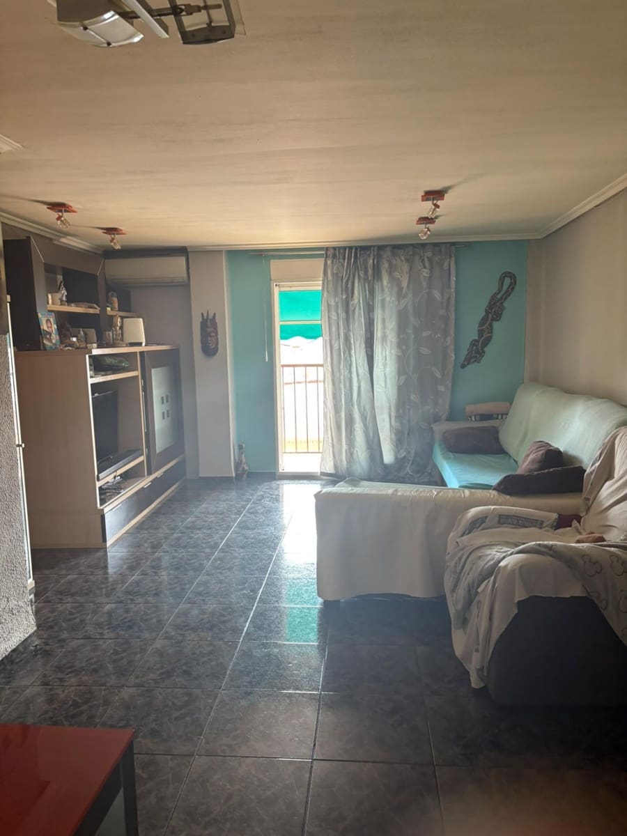 Piso de 3 habitaciones en València ciudad en venta - 295.000 € (Ref: 10183192)