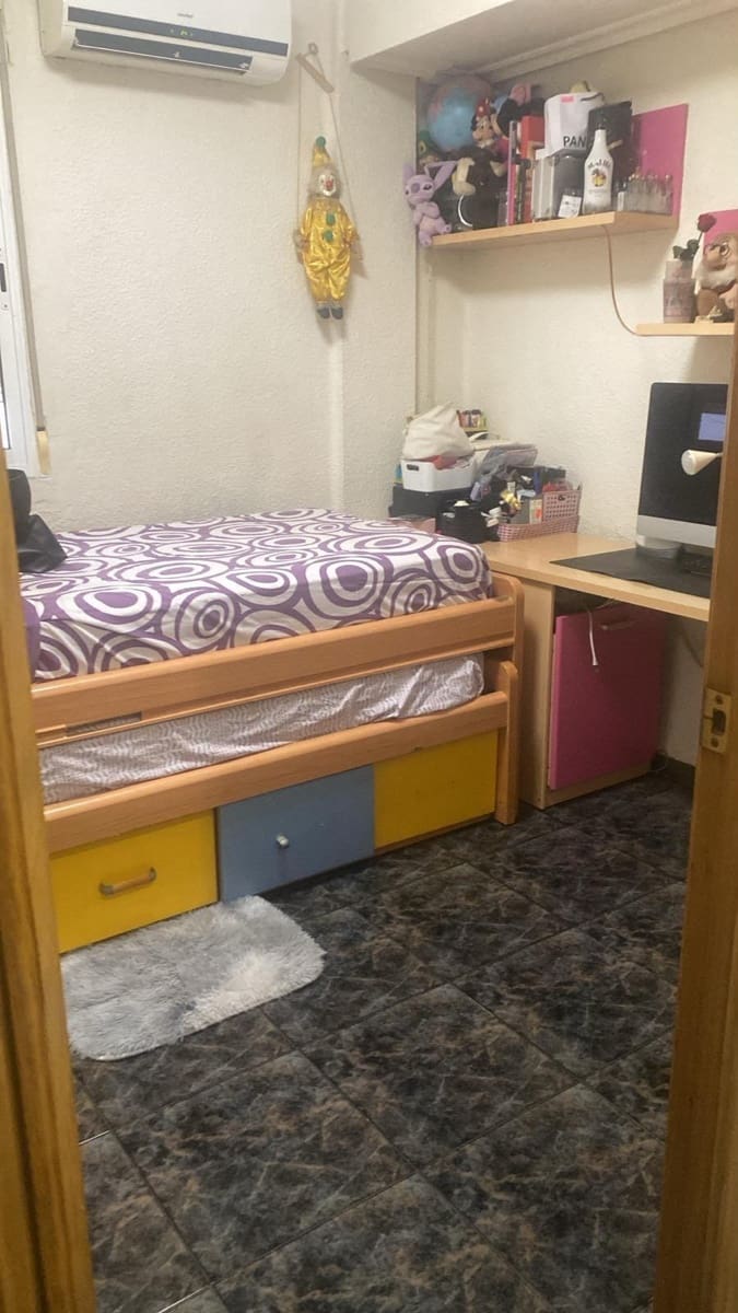 Piso de 3 habitaciones en València ciudad en venta - 295.000 € (Ref: 10183192)