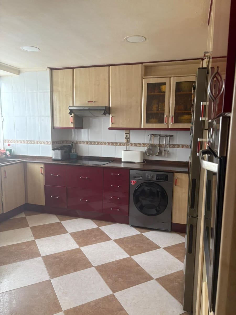 Piso de 3 habitaciones en València ciudad en venta - 295.000 € (Ref: 10183192)