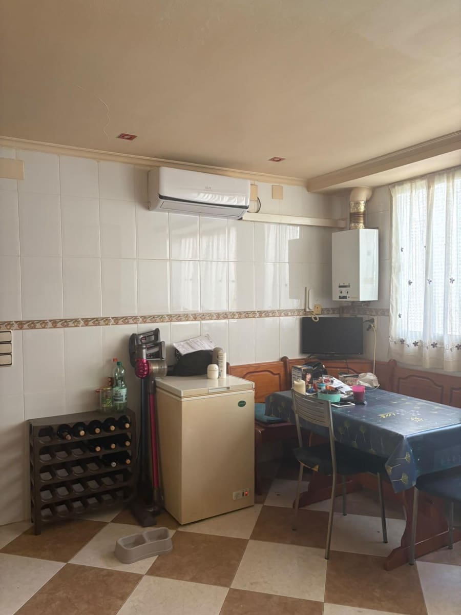 Piso de 3 habitaciones en València ciudad en venta - 295.000 € (Ref: 10183192)
