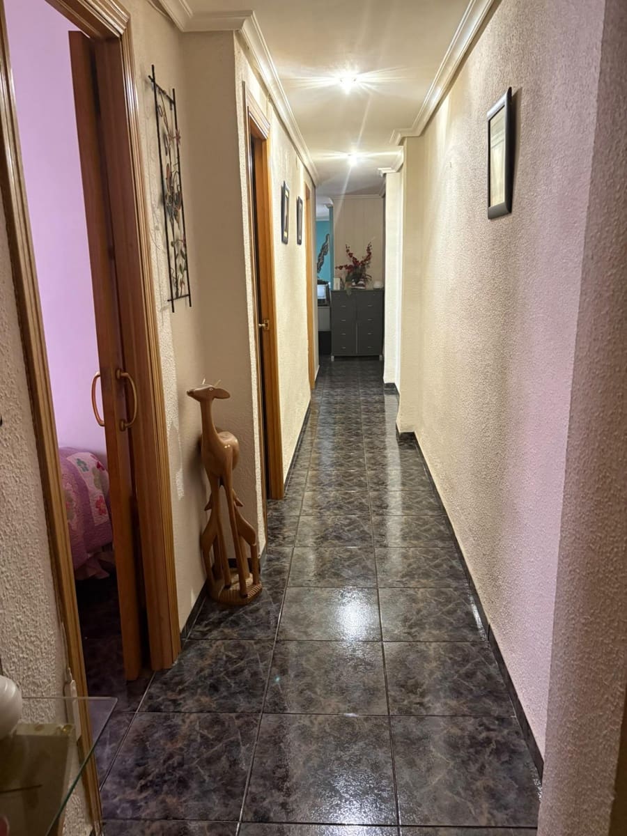 Piso de 3 habitaciones en València ciudad en venta - 295.000 € (Ref: 10183192)