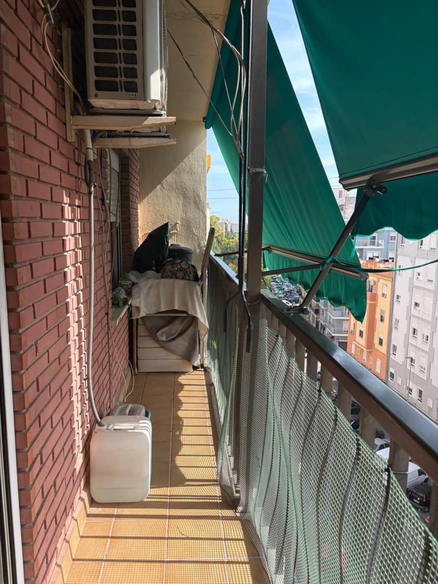 Piso de 3 habitaciones en València ciudad en venta - 295.000 € (Ref: 10183192)