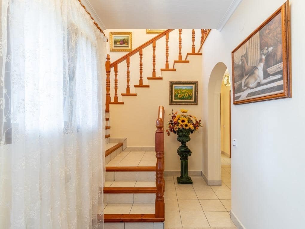 3 soveværelse Villa til salg i Adsubia med swimmingpool garage - € 800.000 (Ref: 8464127)