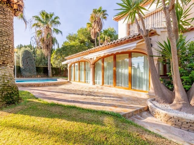 3 Zimmer Villa zu verkaufen in Adsubia, Javea / Xàbia mit Pool Garage - 800.000 € (Ref: 8464127)