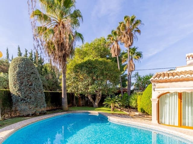 3 Zimmer Villa zu verkaufen in Adsubia, Javea / Xàbia mit Pool Garage - 800.000 € (Ref: 8464127)