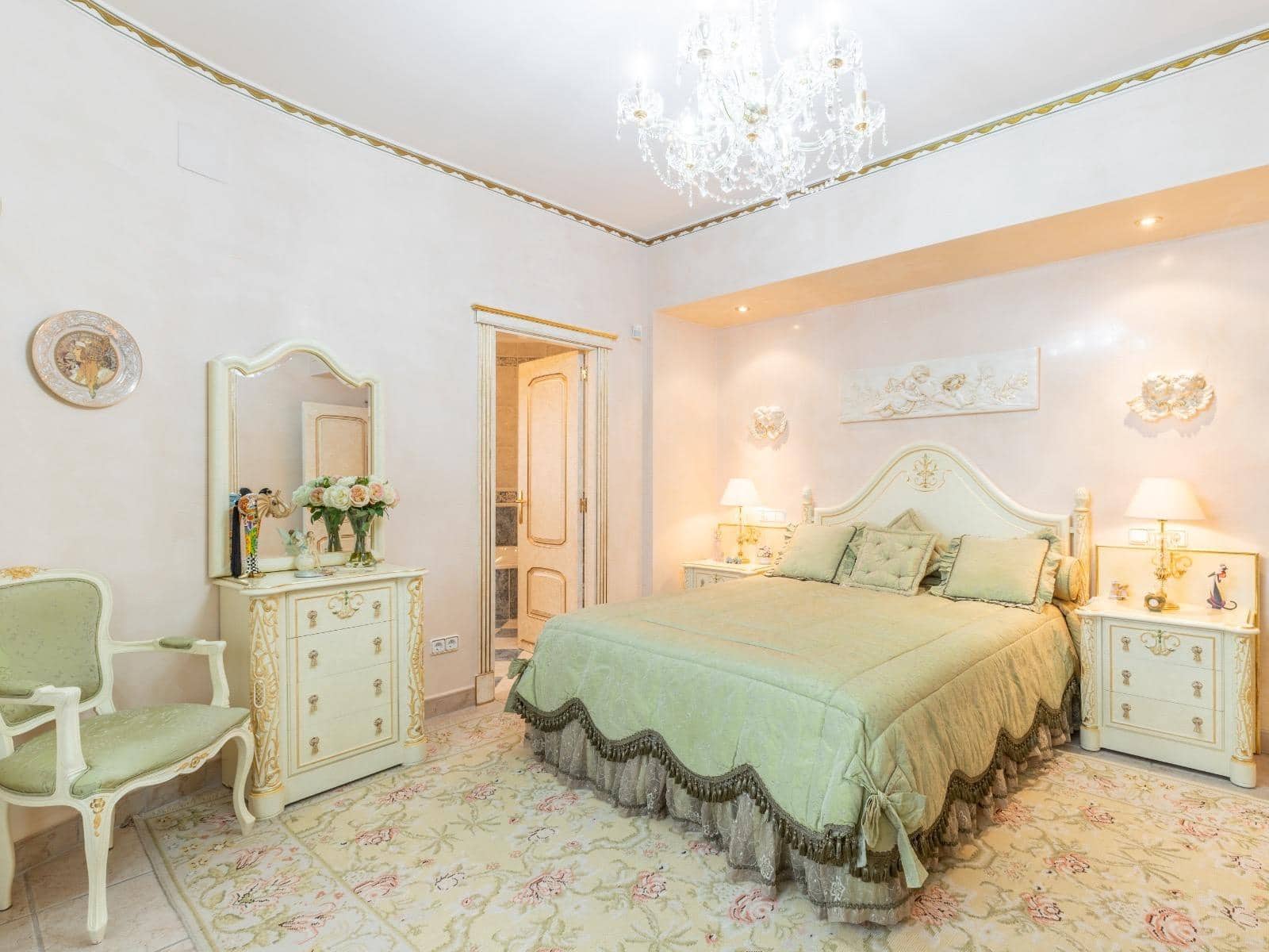 4 soveværelse Villa til salg i Adsubia med swimmingpool garage - € 2.100.000 (Ref: 8468065)