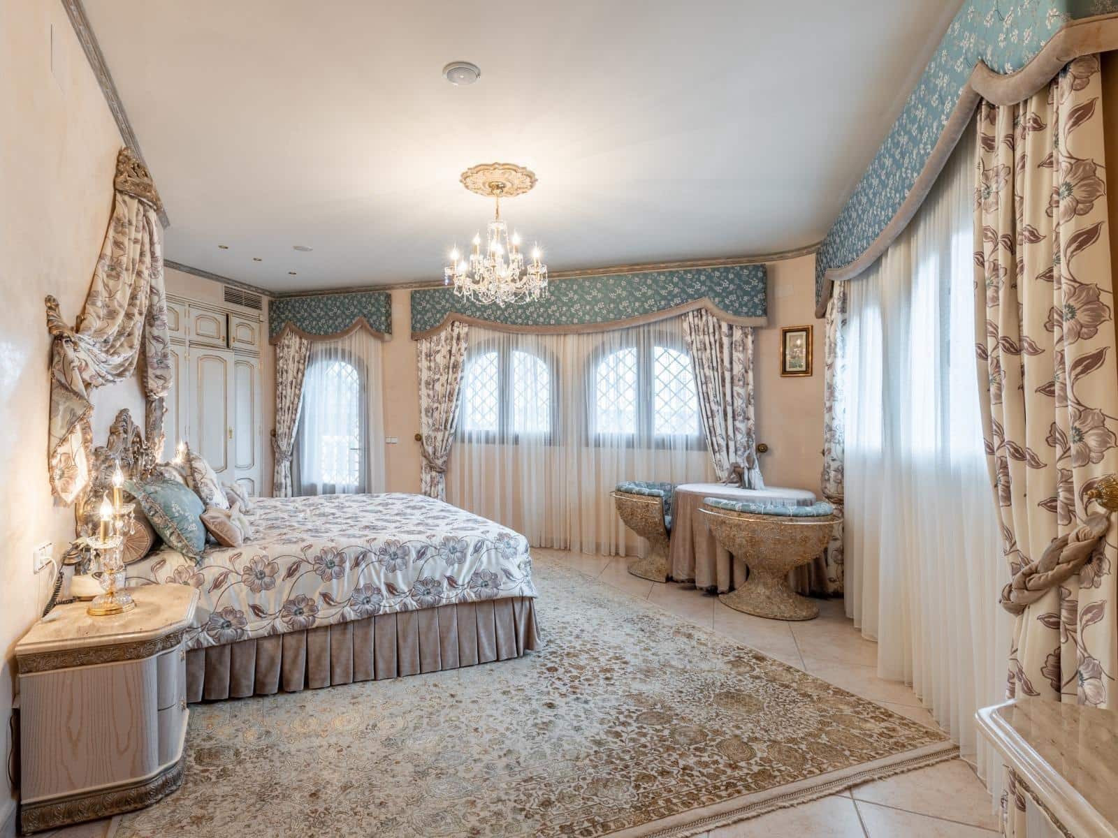 4 soveværelse Villa til salg i Adsubia med swimmingpool garage - € 2.100.000 (Ref: 8468065)