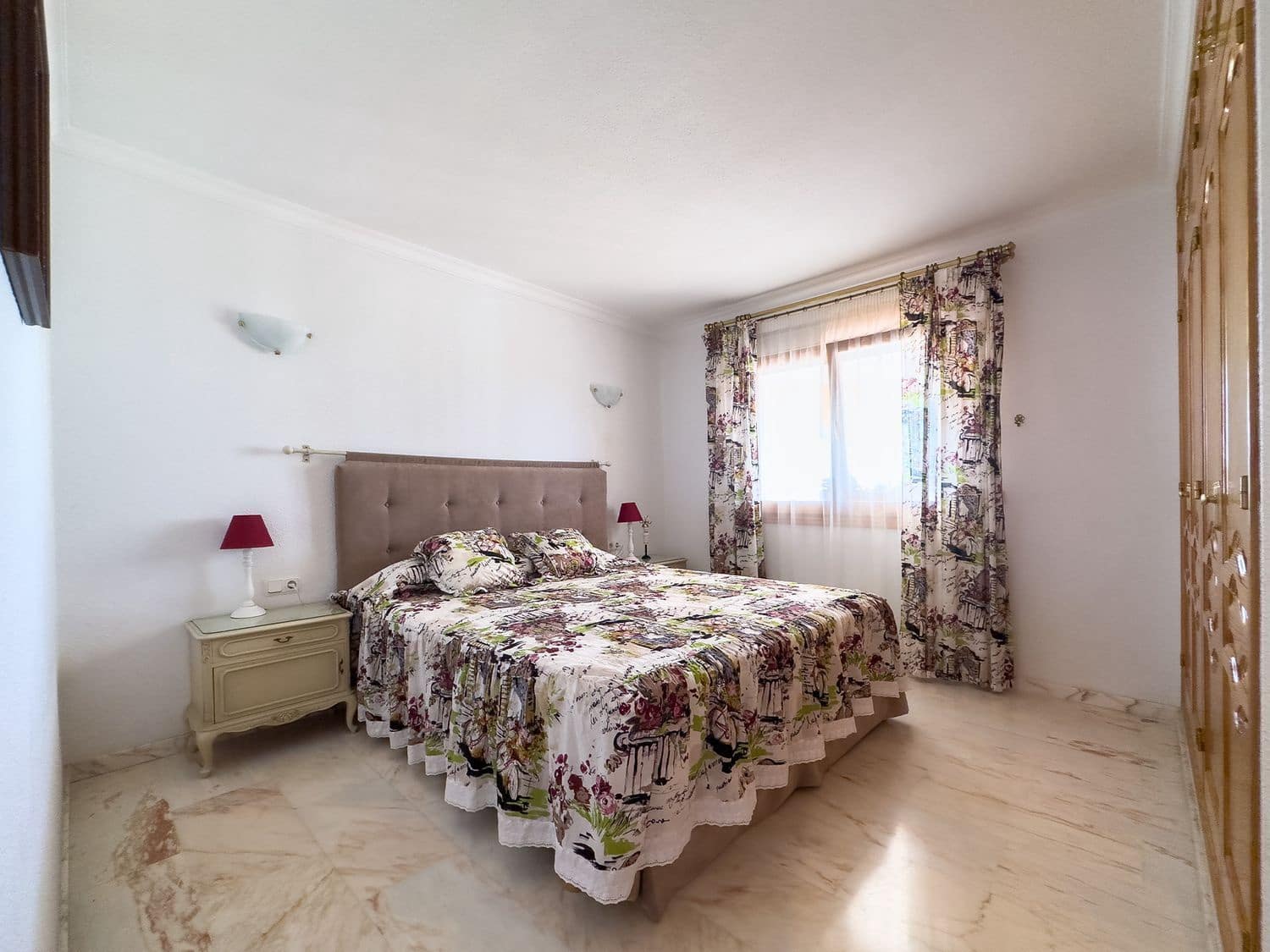 7 sovrum Villa till salu i Calpe / Calp med pool - 1 150 000 € (Ref: 8473996)