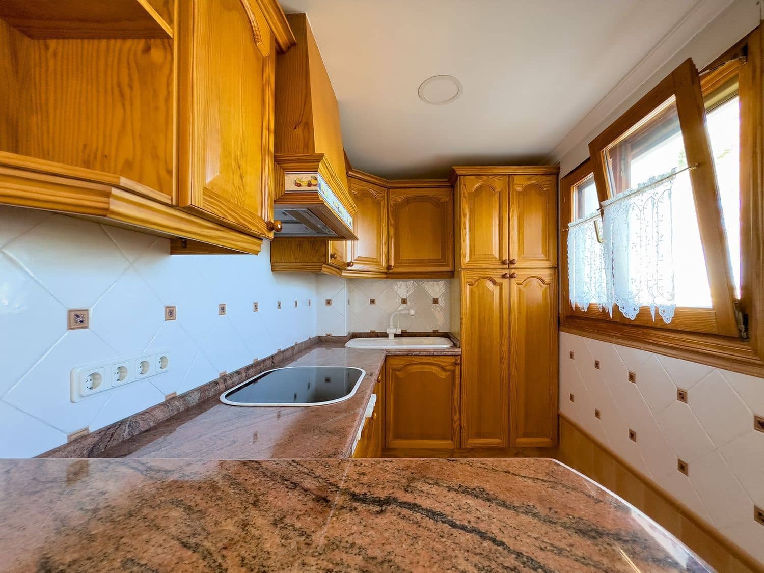 7 sovrum Villa till salu i Calpe / Calp med pool - 1 150 000 € (Ref: 8473996)