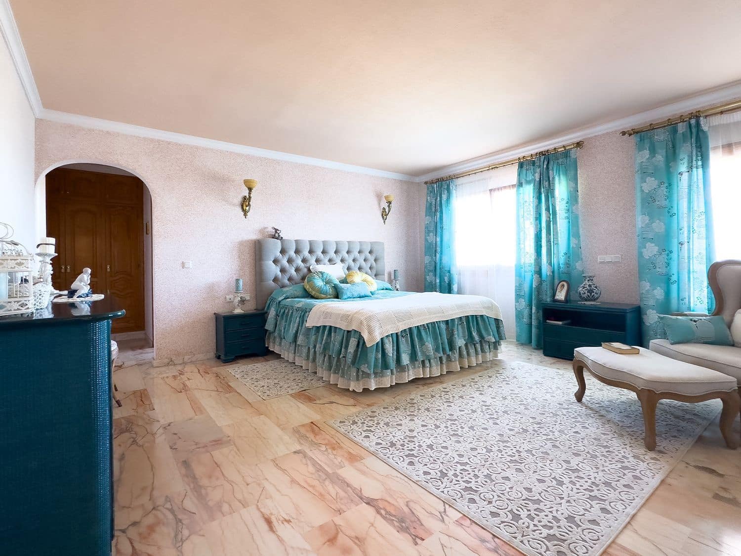 7 sovrum Villa till salu i Calpe / Calp med pool - 1 150 000 € (Ref: 8473996)