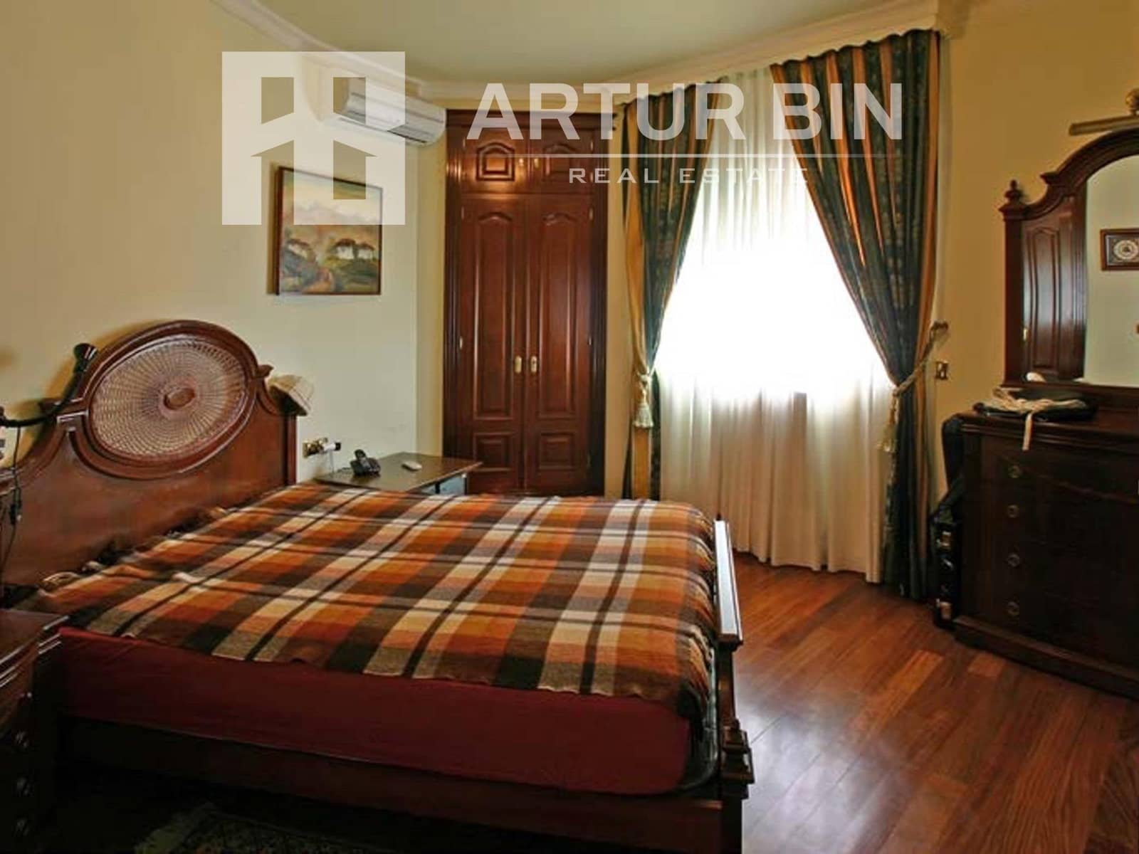 10 soverom Villa til salgs i Malaga by med garasje - € 3 150 000 (Ref: 8668490)