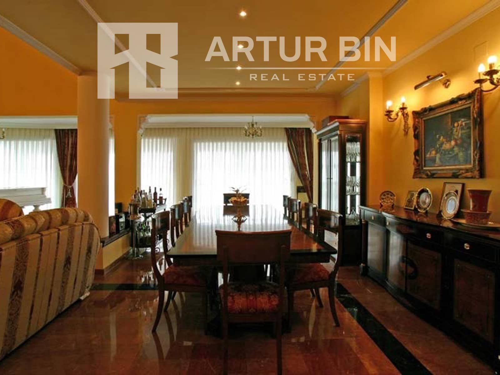 10 soverom Villa til salgs i Malaga by med garasje - € 3 150 000 (Ref: 8668490)