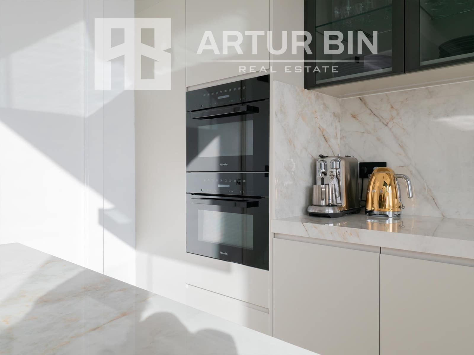 4 bedroom Villa for sale in Finestrat with pool - € 1,750,000 (Ref: 8683443)