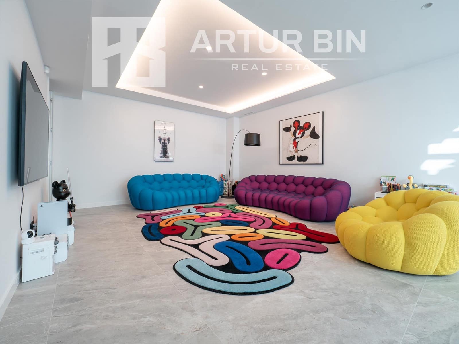 4 bedroom Villa for sale in Finestrat with pool - € 1,750,000 (Ref: 8683443)