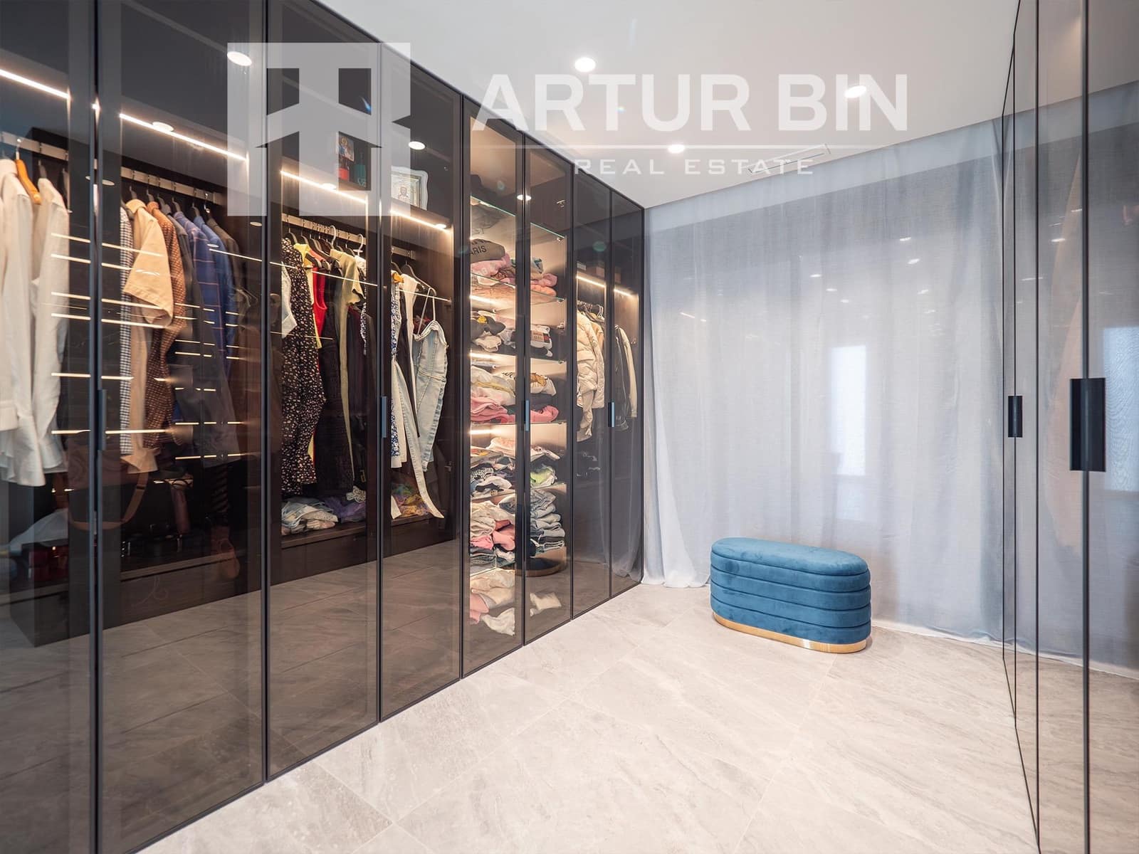 4 bedroom Villa for sale in Finestrat with pool - € 1,750,000 (Ref: 8683443)