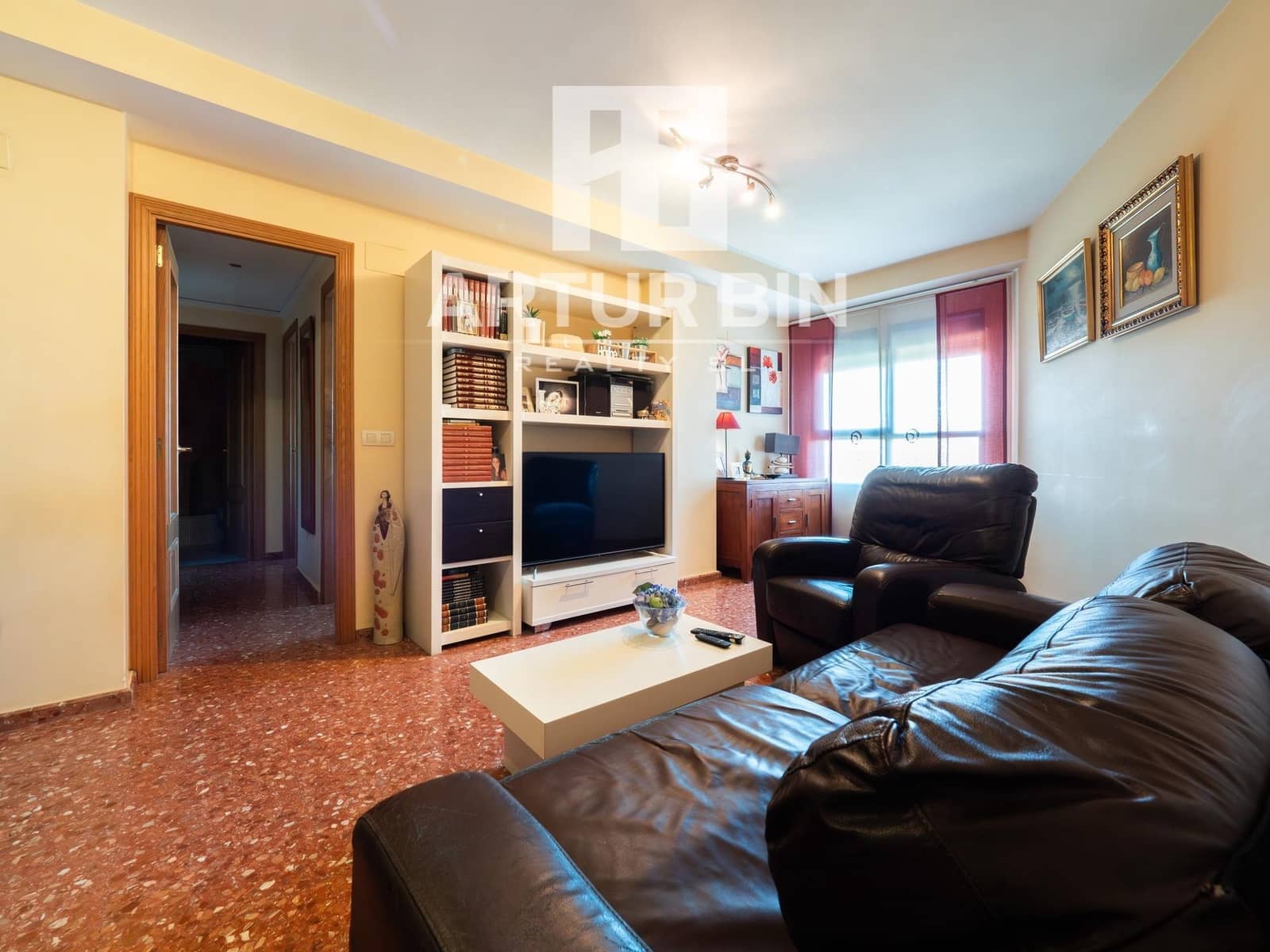 2 bedroom Apartment for sale in Valencia city with pool - € 245,000 (Ref: 8939434)