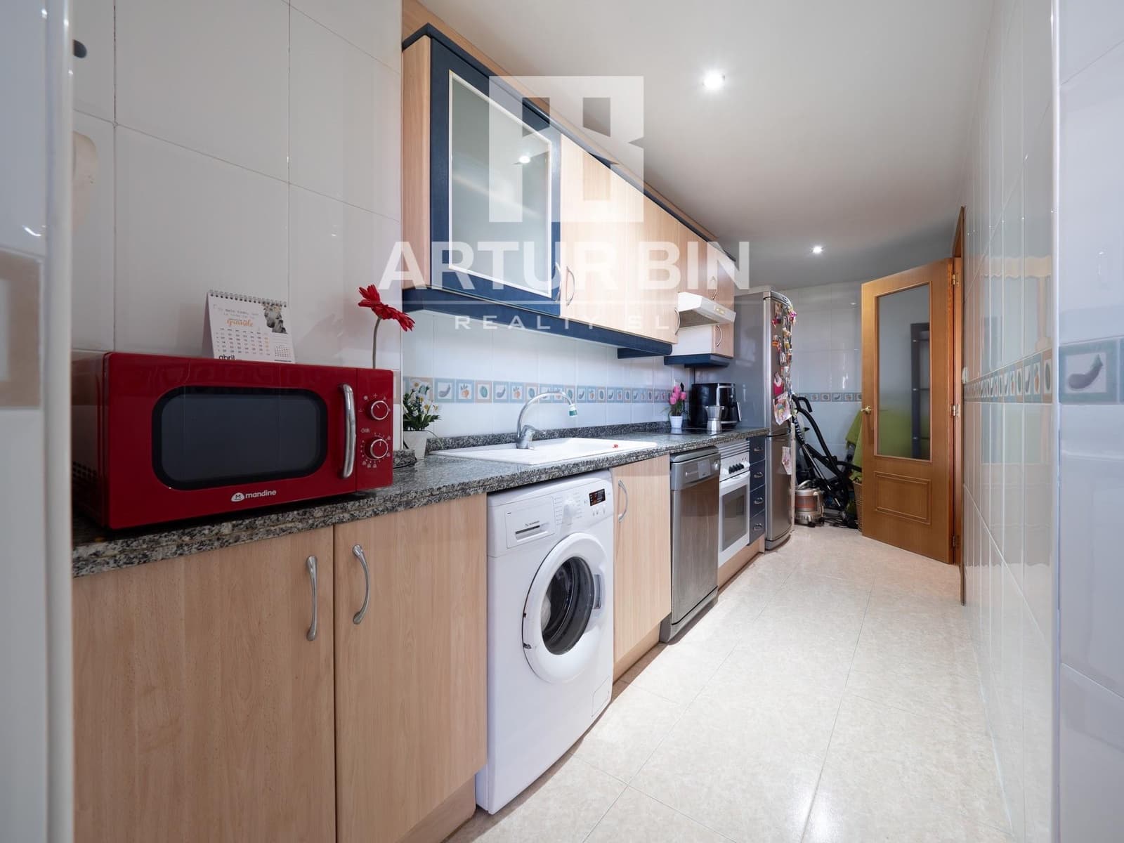 2 bedroom Apartment for sale in Valencia city with pool - € 245,000 (Ref: 8939434)