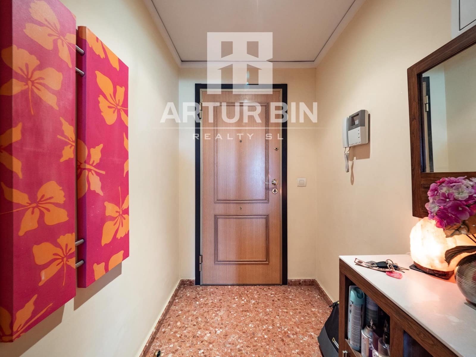 2 bedroom Apartment for sale in Valencia city with pool - € 245,000 (Ref: 8939434)