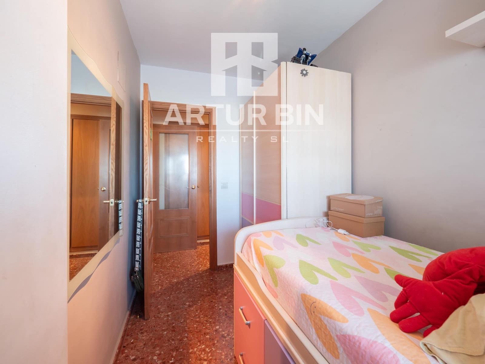 2 bedroom Apartment for sale in Valencia city with pool - € 245,000 (Ref: 8939434)