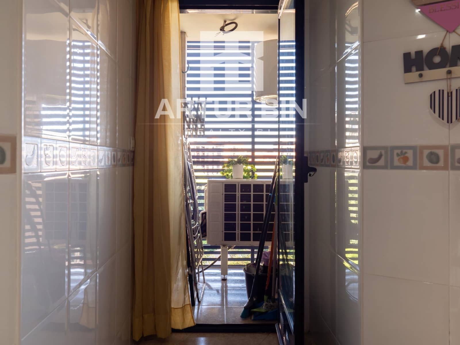 2 bedroom Apartment for sale in Valencia city with pool - € 245,000 (Ref: 8939434)