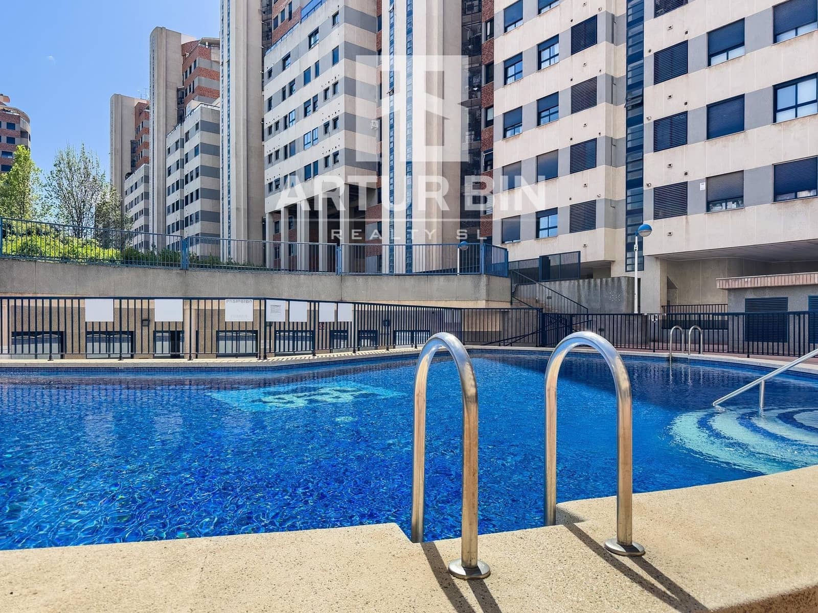 2 bedroom Apartment for sale in Valencia city with pool - € 245,000 (Ref: 8939434)