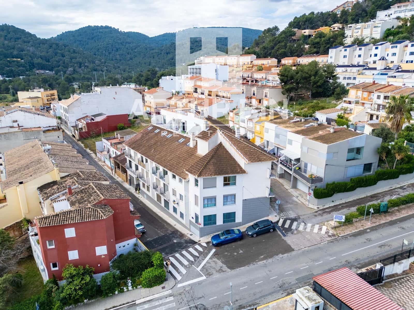 2 soveværelse Lejlighed til salg i Gilet med garage - € 210.000 (Ref: 8943918)