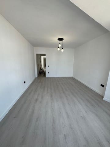 2 bedroom Apartment for sale in Centro, Castelló de la Plana - € 110,000 (Ref: 8962386)